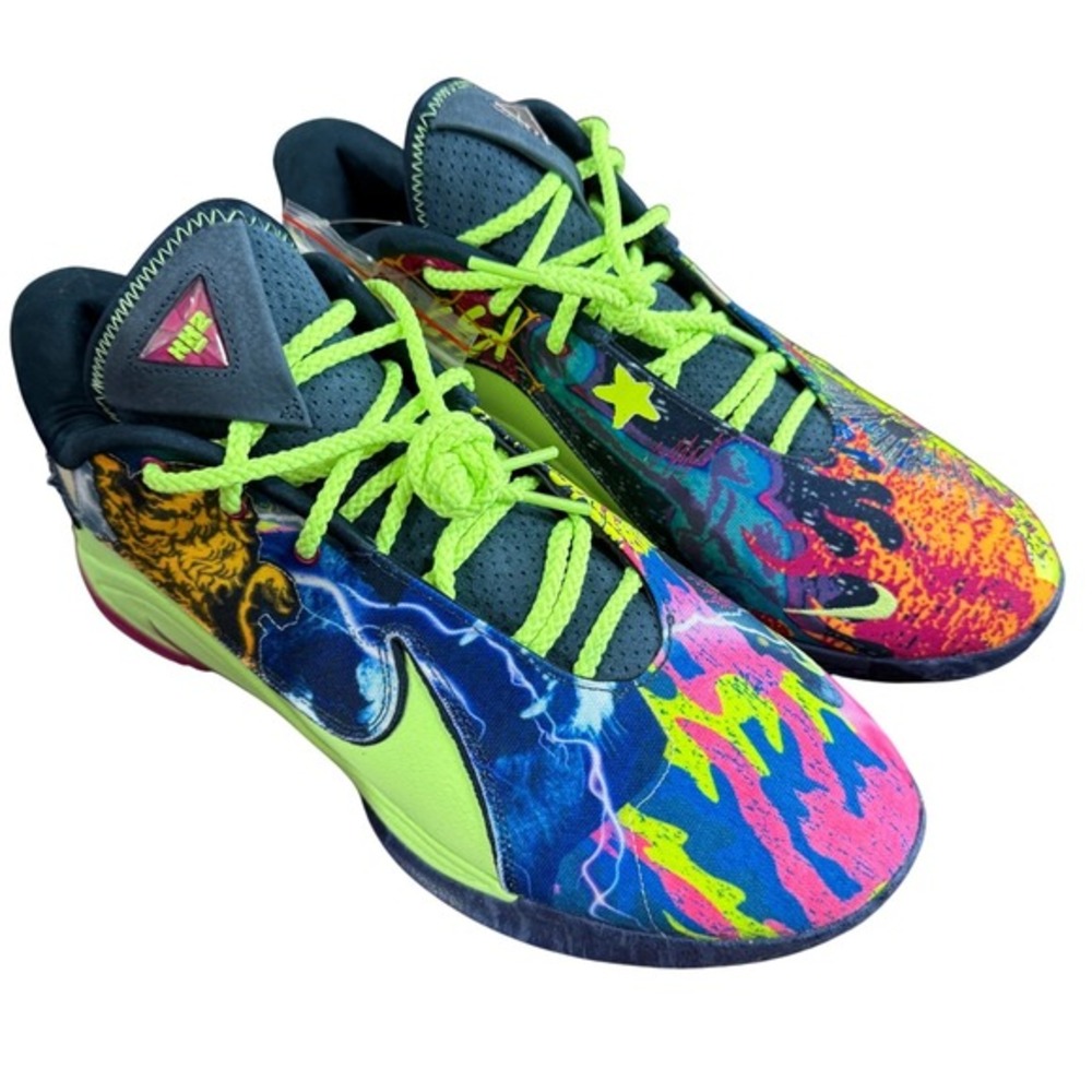 NEW Nike Lebron XXII BW‎ Mens 11.5 Basketball Shoes Bryce's World HV8451-400